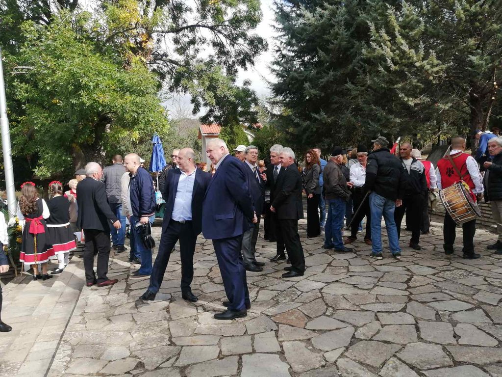 Национално тракийско поклонение „ден на тракийската памет“ се проведе край маджарово 2026 | маджарово 2026 новините от българия - bulgarianovinite. Com Маджарово natsionalno trakiysko poklonenie den trakiyska 57 2026 новините от българия тази година се навършват 113 години от разорението на тракийските българи. По традиция пред пантеона на... Национално тракийско поклонение „ден на тракийската памет“ се проведе край маджарово 2026 българия новините balgarianovinite. Com 2026-09-26 12:31:25 маджарово национално тракийско поклонение „ден на тракийската памет“ се проведе край маджарово 2026 информационна агенция за разследваща журналистика и разследващ репортаж бургас, българия