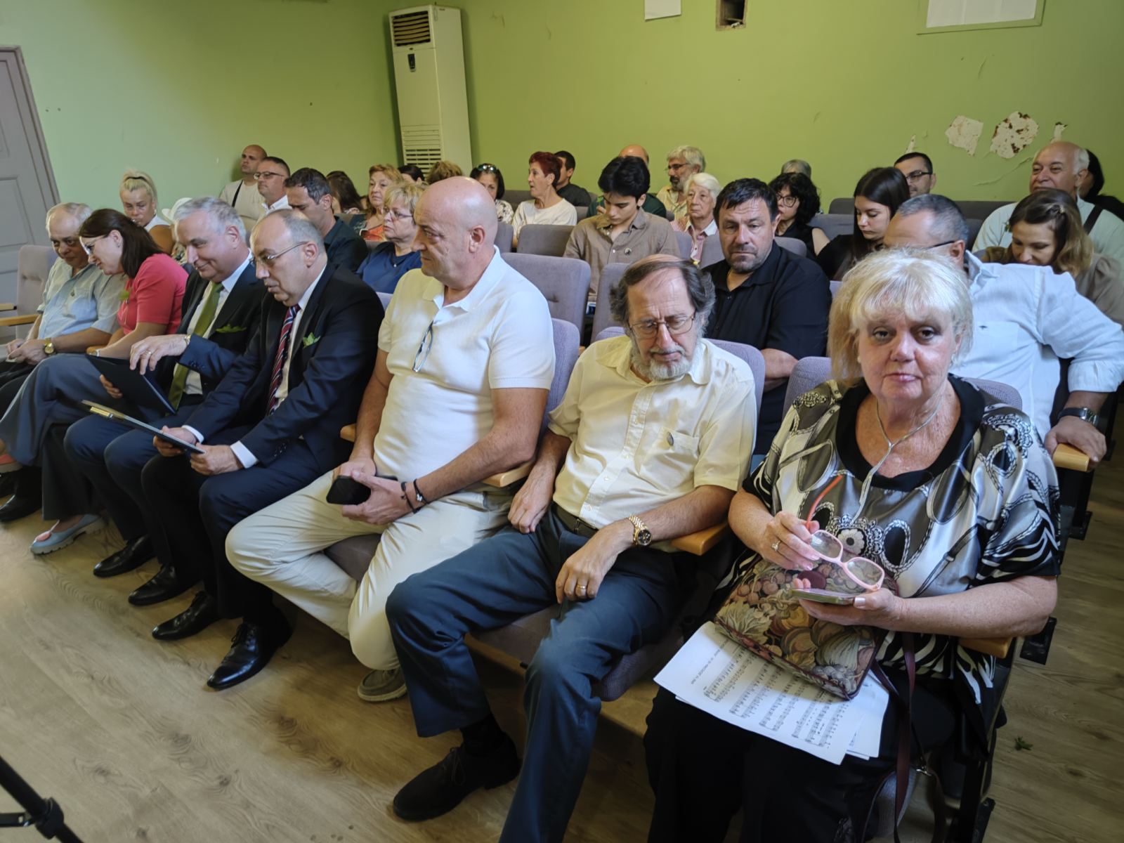 Осмите национални четения, посветени на захарий стоянов и 150 години от априлското въстание, събраха историци и изследователи в медвен 2026 | 2026 новините от българия - bulgarianovinite. Com Osmite natsionalni cheteniya posveteni zahariy 11 2026 новините от българия в родното село на захарий стоянов – медвен, днес се проведоха осмите национални четения, посветени на живота, делото... Осмите национални четения, посветени на захарий стоянов и 150 години от априлското въстание, събраха историци и изследователи в медвен 2026 българия новините balgarianovinite. Com 2026-09-05 14:07:23 осмите национални четения, посветени на захарий стоянов и 150 години от априлското въстание, събраха историци и изследователи в медвен 2026 информационна агенция за разследваща журналистика и разследващ репортаж бургас, българия