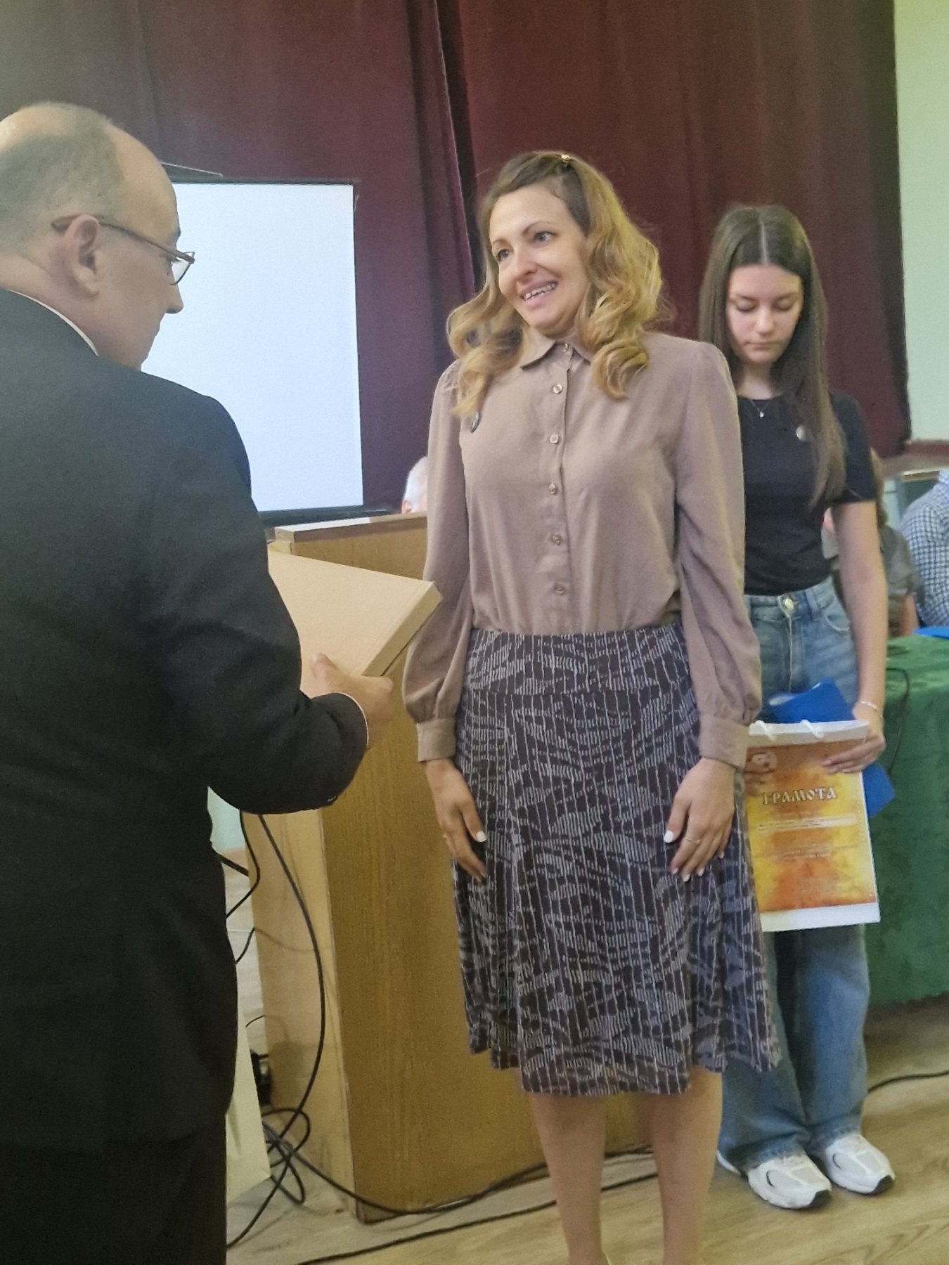 Осмите национални четения, посветени на захарий стоянов и 150 години от априлското въстание, събраха историци и изследователи в медвен 2026 | 2026 новините от българия - bulgarianovinite. Com Osmite natsionalni cheteniya posveteni zahariy 6 2026 новините от българия в родното село на захарий стоянов – медвен, днес се проведоха осмите национални четения, посветени на живота, делото... Осмите национални четения, посветени на захарий стоянов и 150 години от априлското въстание, събраха историци и изследователи в медвен 2026 българия новините balgarianovinite. Com 2026-09-05 14:07:23 осмите национални четения, посветени на захарий стоянов и 150 години от априлското въстание, събраха историци и изследователи в медвен 2026 информационна агенция за разследваща журналистика и разследващ репортаж бургас, българия