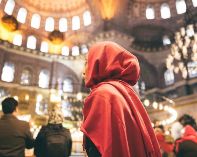 Православните храмове в страната отбелязаха неделя след Въздвижение 2026