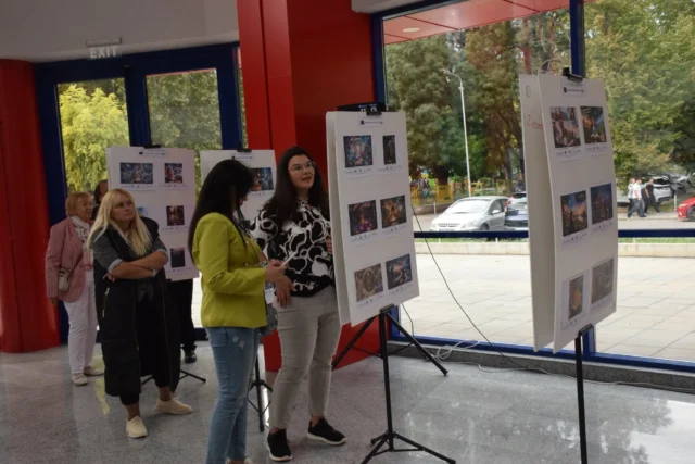 В Русенския университет бе открито поредното издание на Европейската нощ на учените, което тази година се провежда под мотото „Любопитството, което променя света“ 2026