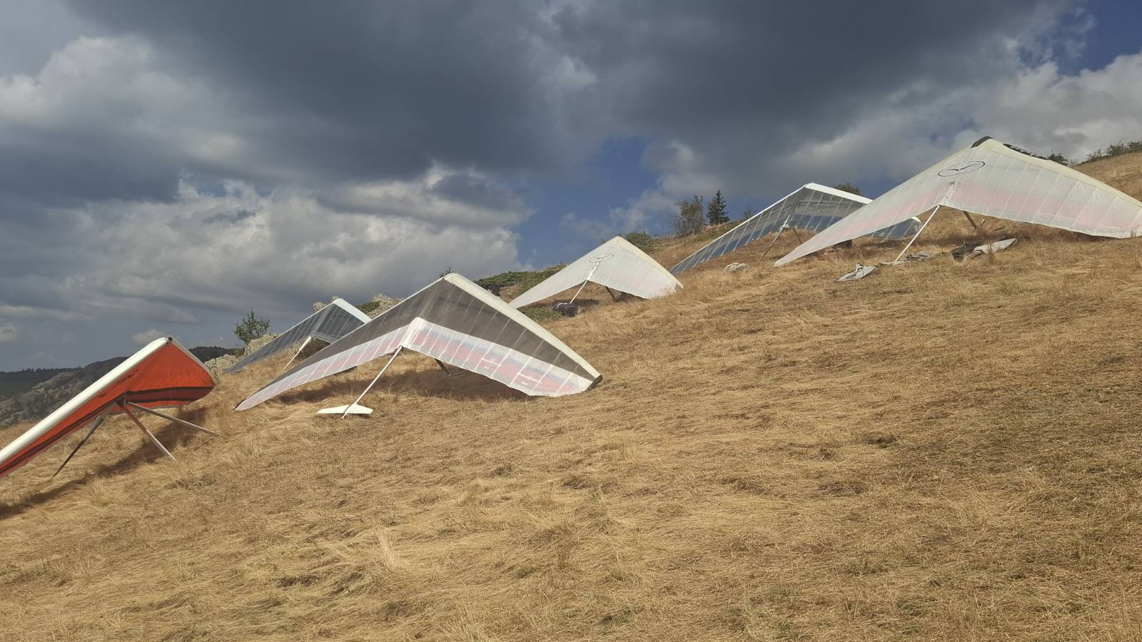 Sopot leti kam svetovnata kupa nay dobrite par 9 2026 новините от българия дни преди световната купа по парапланеризъм в дисциплината крос кънтри, сопот отново се превръща в център на... Сопот лети към световната купа: най-добрите парапланеристи на българия мерят сили над розовата долина 2026 българия новините balgarianovinite. Com 2026-09-02 19:13:52 сопот лети към световната купа: най-добрите парапланеристи на българия мерят сили над розовата долина 2026 информационна агенция за разследваща журналистика и разследващ репортаж бургас, българия