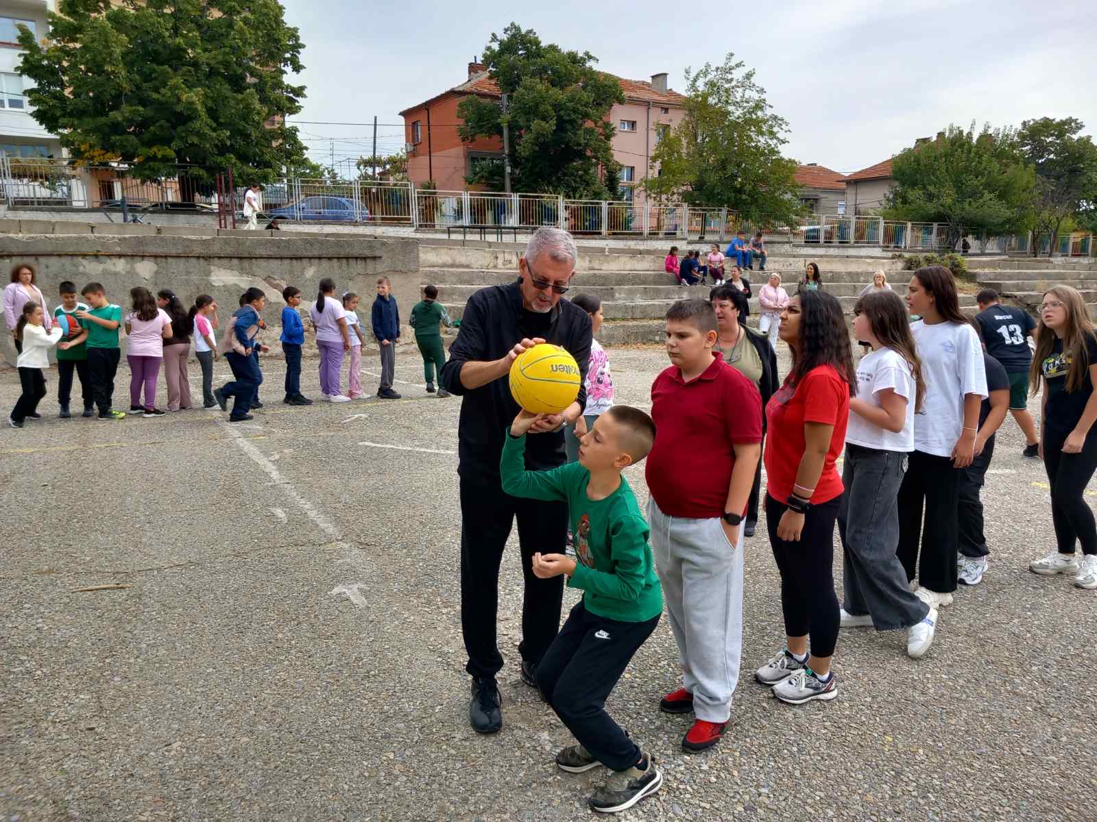 СПОРТ, УСМИВКИ И УРАГАН ОТ ЕНЕРГИЯ В ОУ „ПАНАЙОТ ХИТОВ“ 2026