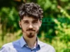 Стефан Димитров пред ФАКТИ: Невидимите животни имат видими проблеми – отделянето на телета в клетка 2026 Стефан Димитров пред ФАКТИ: Невидимите животни имат видими проблеми – отделянето на телета в клетка 2026