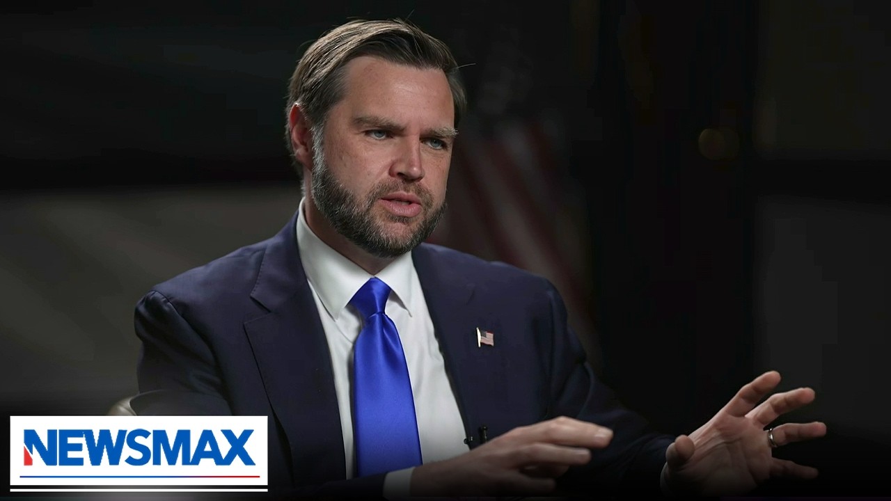 ‘There Is Concern!’ Newsmax Host Frets to JD Vance Over Future Democratic President Banning Conservative Press 2026