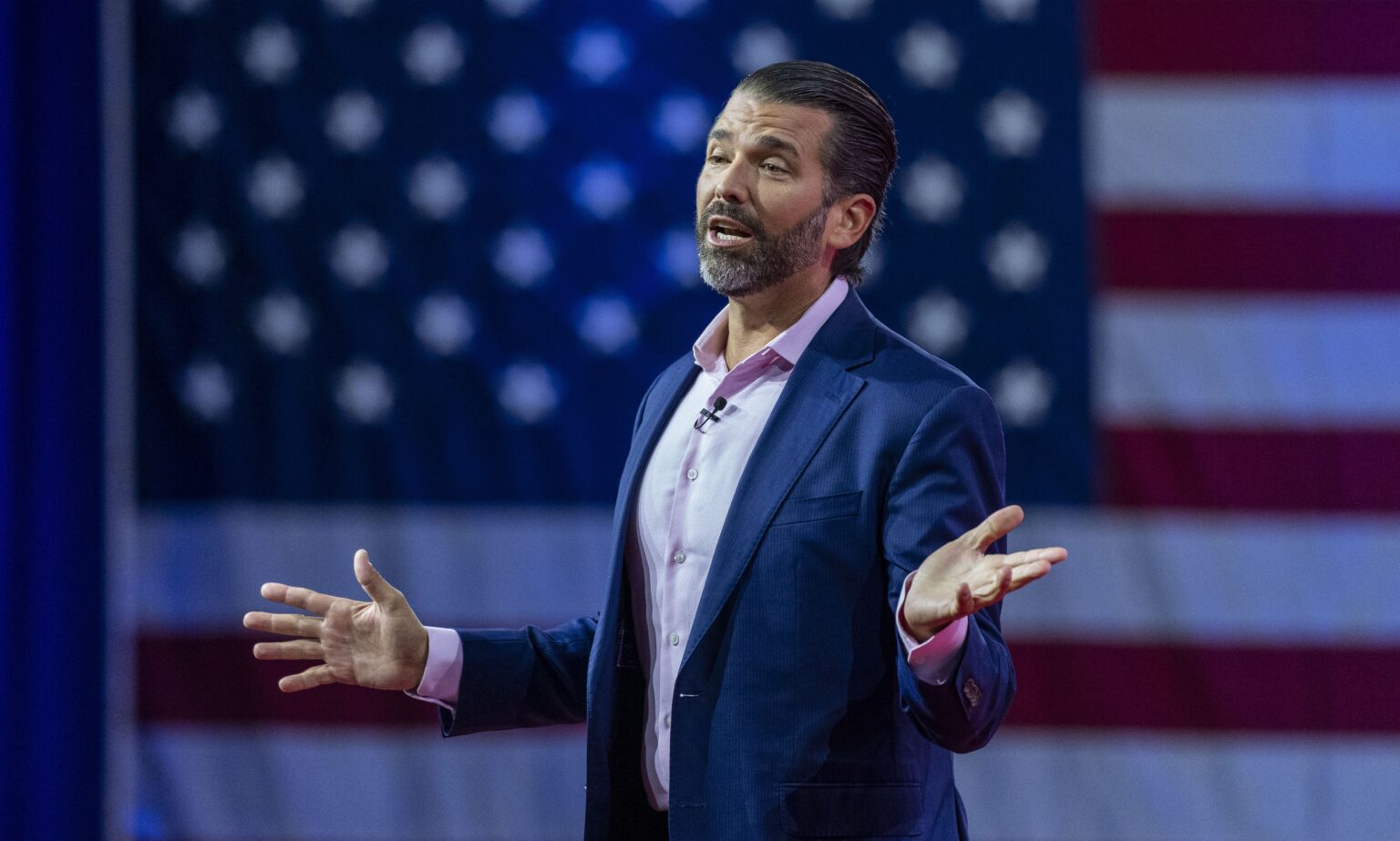 ‘This is a Big Deal’: Republican Senator Slams Trump Jr’s Wedding Gift From Putin-Linked Oligarch As ‘Corruption’ 2026