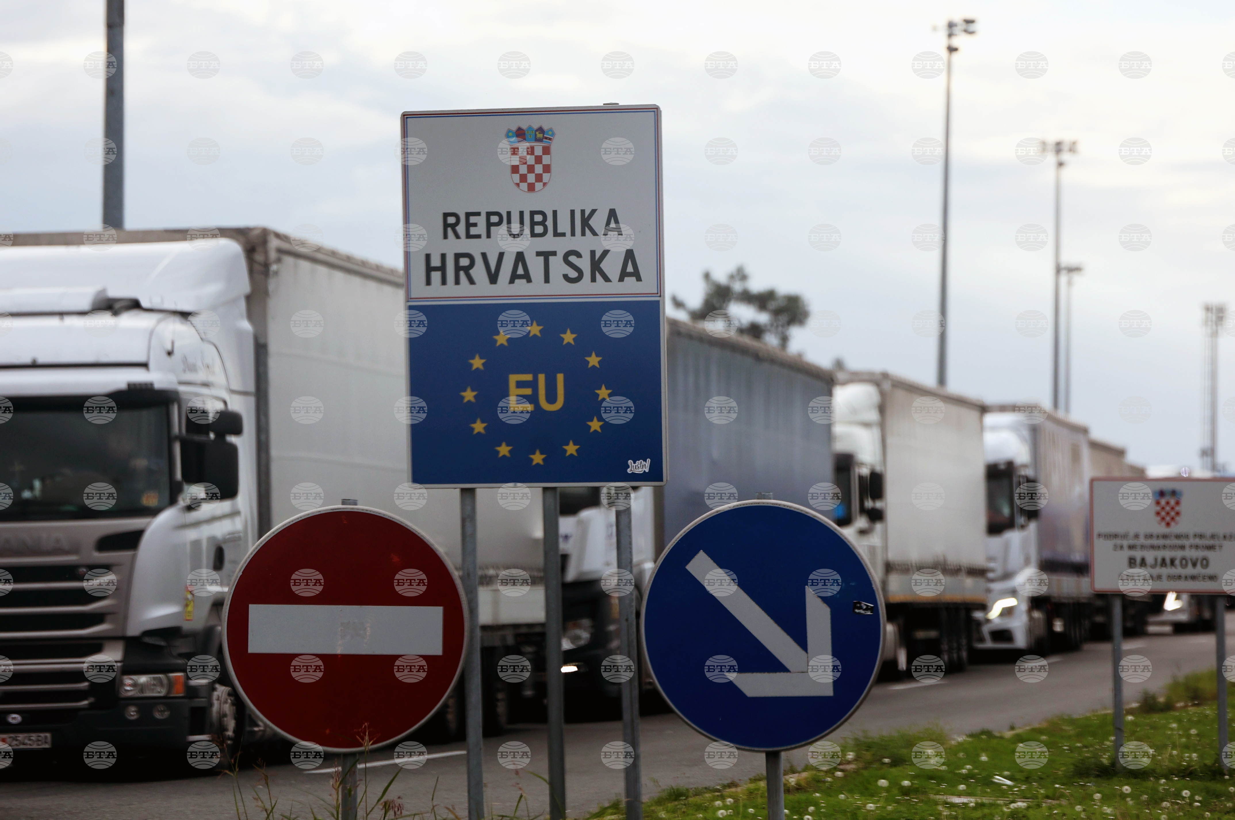 Truck drivers protest belgrade sarajevo podgor 2026 world news from bulgaria balgarianovinite. Com several hundred truck drivers held protests on monday in belgrade, sarajevo, podgorica and... Truck drivers protest in belgrade, sarajevo, podgorica and skopje over schengen stay rules, threaten new blockades from september 14 2026 българия новините balgarianovinite. Com 2026-08-31 15:46:19 truck drivers protest in belgrade, sarajevo, podgorica and skopje over schengen stay rules, threaten new blockades from september 14 2026 investigative journalism and investigative reporting news agency burgas bulgaria