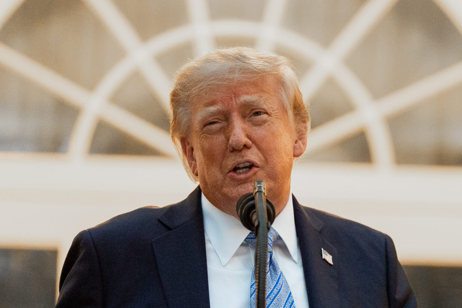 Trump Goes on Bonkers Rant Against Climate Change, Tying It to AI: ‘Nobody Was Dead’ 2026