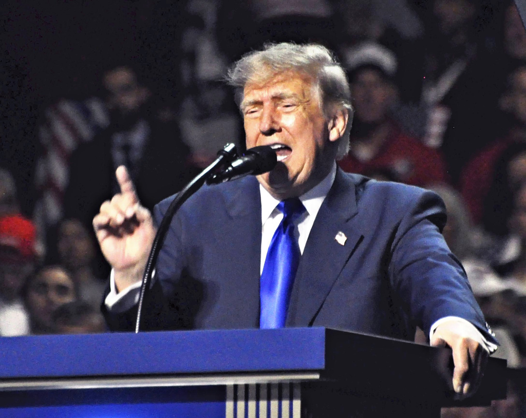 Trump reportedly planning to put signs outside the smithsonian to ‘publicly shame’ museum leadership 2026 | donald trump 2026 world news from bulgaria - balgarianovinite. Com Donald trump