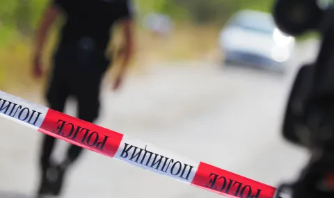 Убиха възрастна жена в Разложко, съпругът ѝ е с опасност за живота. Задържан е техен роднина 2026