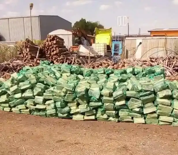 Fsc certified kiln dried ash firewood in wholesale bags, premium quality ash logs, stove fuel, fireplace heating, uk ireland shipping