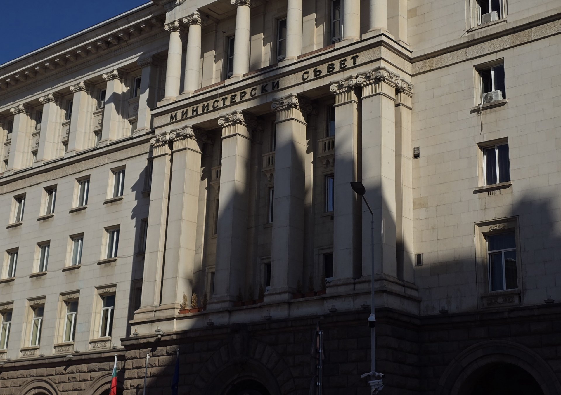 България поиска помощ от ес и нато за разследването на атаката срещу кораби в черно море 2026