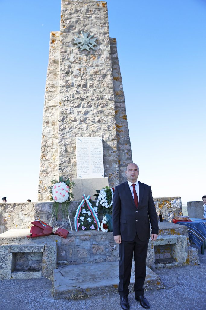Bg novini blagodarstven moleben znamena poklon pred gero 29 2026 новините от българия с благодарствен молебен и поклонение пред паметта на героите свиленград чества своя празник – 5 октомври. Жители... С благодарствен молебен, знамена и поклон пред героите свиленград отбеляза своя празник 2026 българия новините balgarianovinite. Com 2026-10-05 13:11:58 bg novini с благодарствен молебен, знамена и поклон пред героите свиленград отбеляза своя празник 2026 информационна агенция за разследваща журналистика и разследващ репортаж бургас, българия