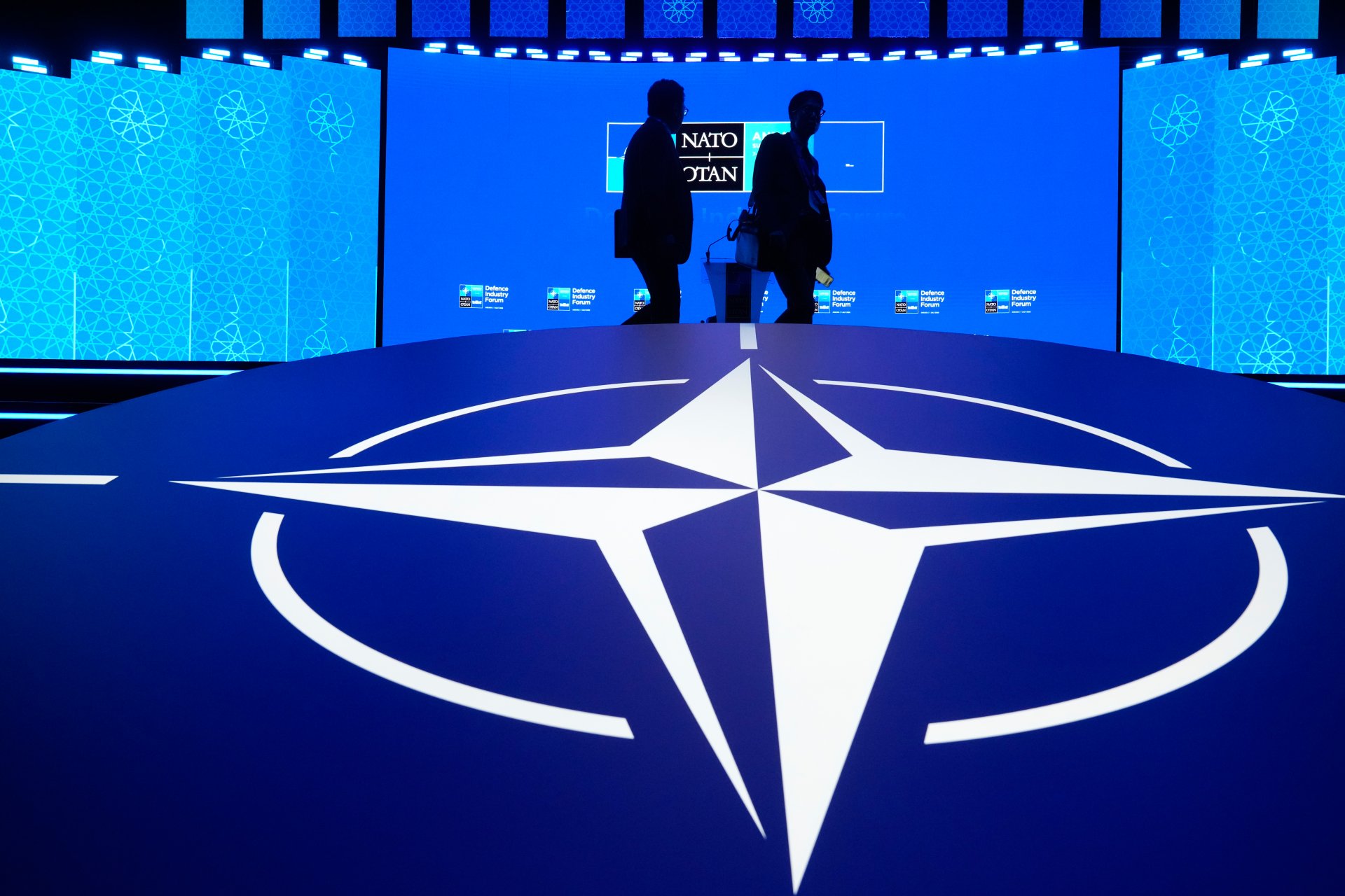 "блокиране, притъпяване и разгром": нато обяви план за отговор при руска атака 2026