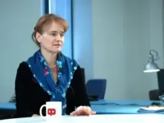 Достена Лаврен пред ФАКТИ: Европа е заложник на експертите на прехода (ВИДЕО) 2026 Достена Лаврен пред ФАКТИ: Европа е заложник на експертите на прехода (ВИДЕО) 2026