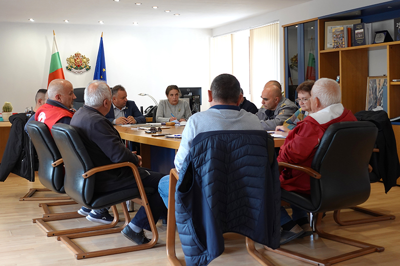 Единната спасителна система edinnata spasitelna sistema shte otigrava ints 2026 новините от българия 24smolian. Com/обществообластният
управител георги пепеланов проведе работна среща, на която бяха обсъдени
детайлите... Единната спасителна система ще отиграва инцидент между кола и бус 2026 българия новините balgarianovinite. Com 2026-10-20 11:56:09 единната спасителна система единната спасителна система ще отиграва инцидент между кола и бус 2026 информационна агенция за разследваща журналистика и разследващ репортаж бургас, българия