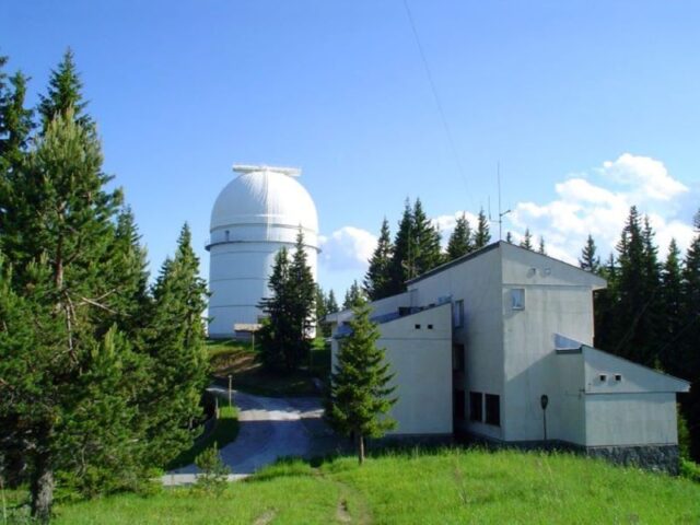 45 години поглед към Космоса: Обсерватория „Рожен“ празнува със „Звезди под звездите“! 2026
