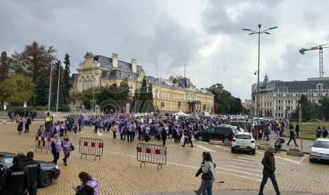 Голям протест и автошествие „За по-високи доходи” блокира центъра на София 2026