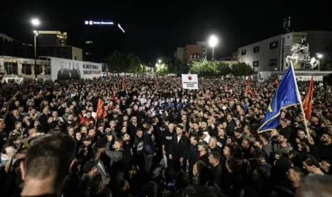 Хиляди протестираха в Косово срещу присъдите на бивши командири 2026