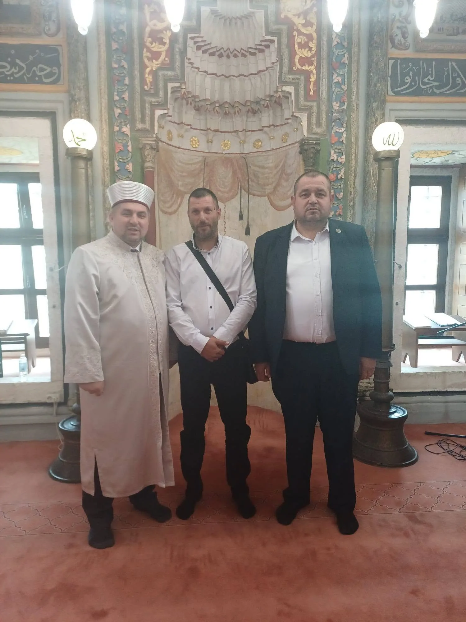 Имамът на село Горно Абланово Йозджан Йомер зае второ място на втория национален конкурс за красиво изпълнение на езан 2026