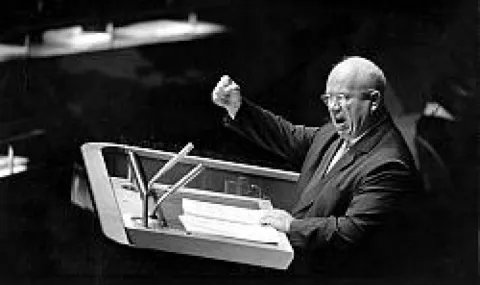 Как Хрушчов размаха обувката си в ООН през 1960 г 2026