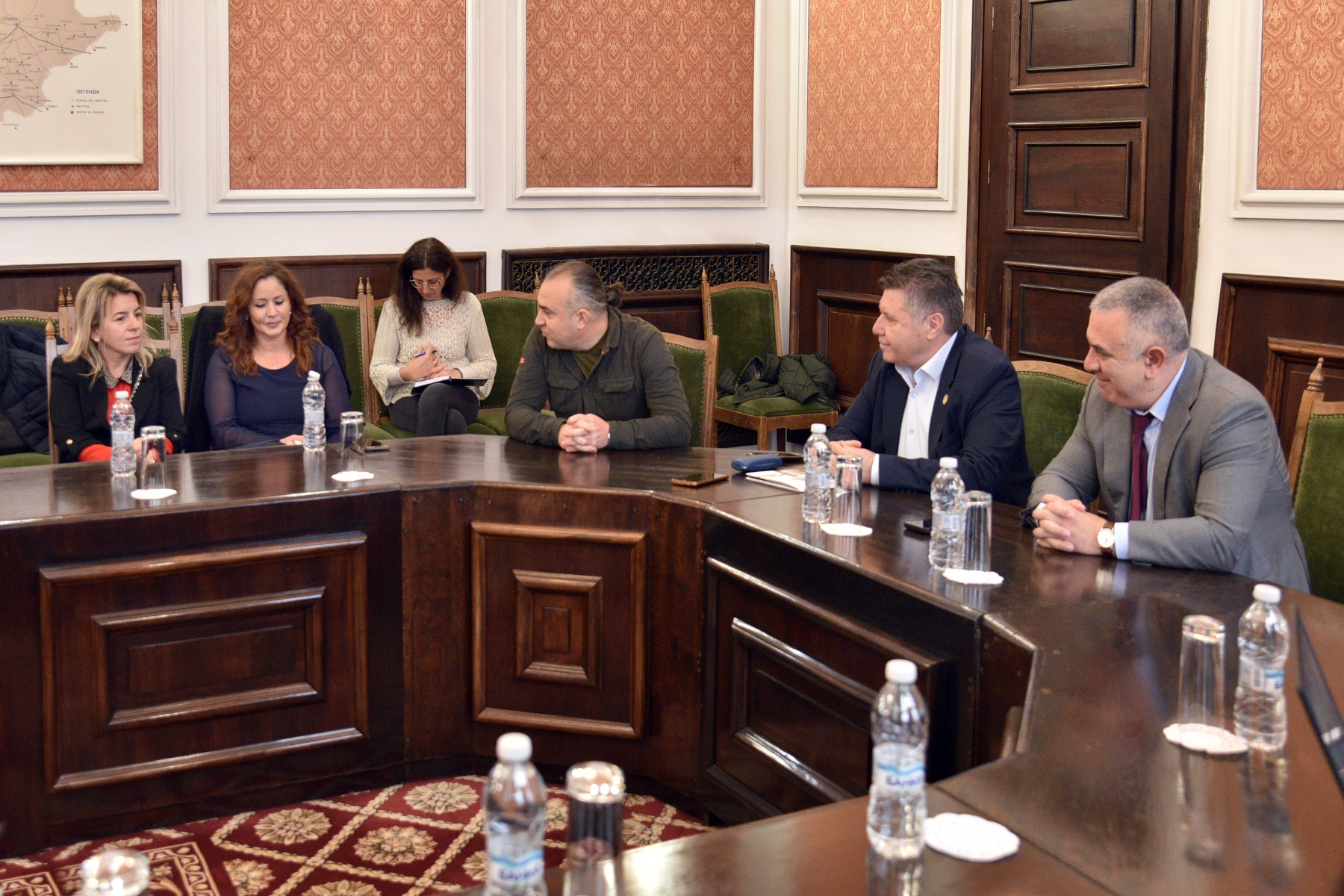 Алба юлия kmetat stefan radev predstaviteli obshtina alb 2 2026 новините от българия готовност за обмен на опит и добри практики, и съвместна работа при реализирането на проекти за устойчиво развитие,... Кметът стефан радев и представители на община алба юлия обмениха опит в областта на устойчивото развитие 2026 българия новините balgarianovinite. Com 2026-10-22 11:31:10 алба юлия кметът стефан радев и представители на община алба юлия обмениха опит в областта на устойчивото развитие 2026 информационна агенция за разследваща журналистика и разследващ репортаж бургас, българия