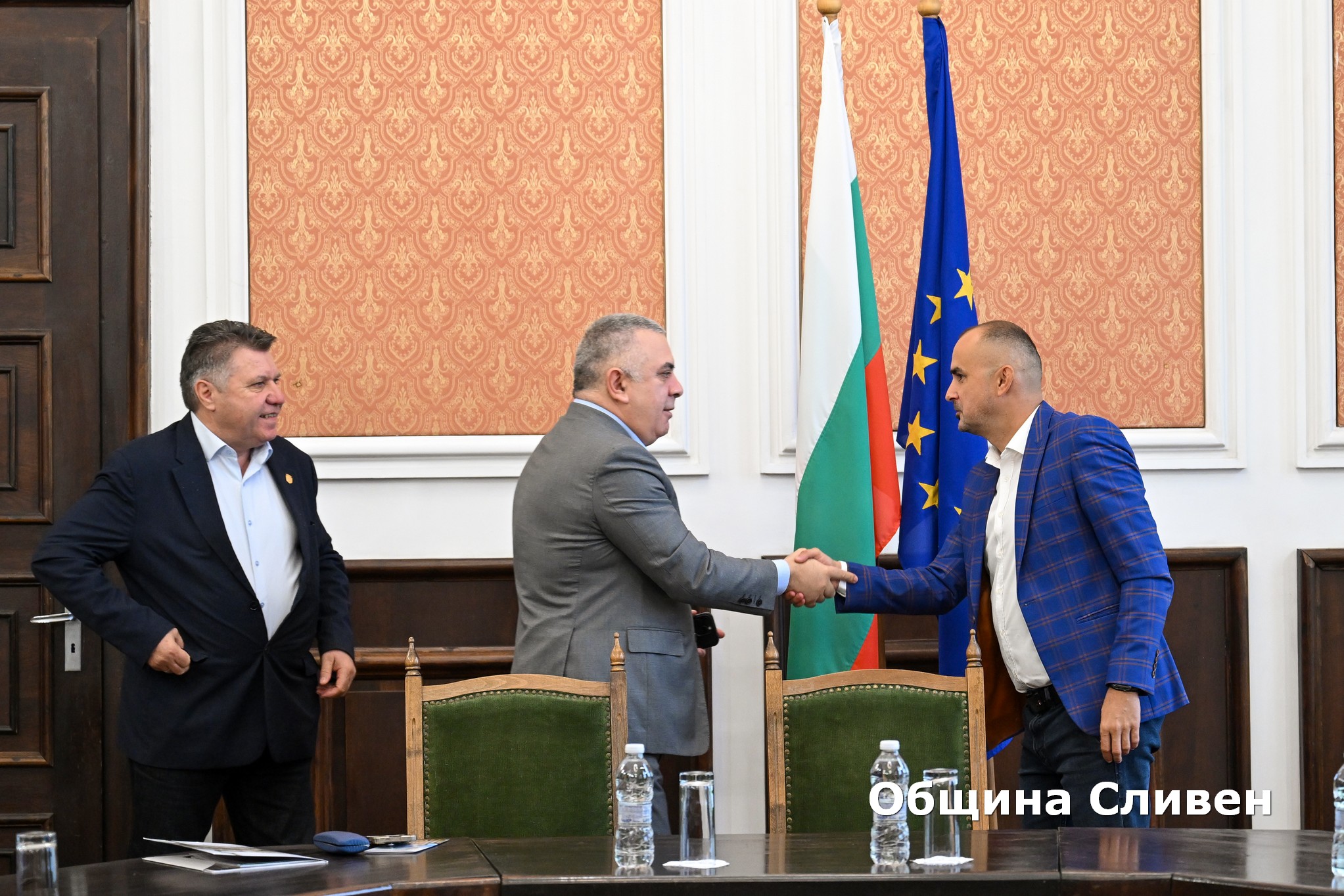 Алба юлия kmetat stefan radev predstaviteli obshtina alb 4 2026 новините от българия готовност за обмен на опит и добри практики, и съвместна работа при реализирането на проекти за устойчиво развитие,... Кметът стефан радев и представители на община алба юлия обмениха опит в областта на устойчивото развитие 2026 българия новините balgarianovinite. Com 2026-10-22 11:31:10 алба юлия кметът стефан радев и представители на община алба юлия обмениха опит в областта на устойчивото развитие 2026 информационна агенция за разследваща журналистика и разследващ репортаж бургас, българия
