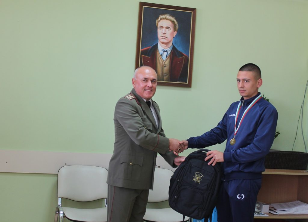 Свиленград арх анастас kmetat svilengrad arh anastas karchev posresht 8 2026 новините от българия шестима ученици от пгсси „христо ботев“ получиха признание за достойното си представяне на националния... Кметът на свиленград арх. Анастас карчев посрещна шампионите от турнира „тракийски победител“ 2026 българия новините balgarianovinite. Com 2026-10-08 15:03:58 свиленград арх анастас кметът на свиленград арх. Анастас карчев посрещна шампионите от турнира „тракийски победител“ 2026 информационна агенция за разследваща журналистика и разследващ репортаж бургас, българия