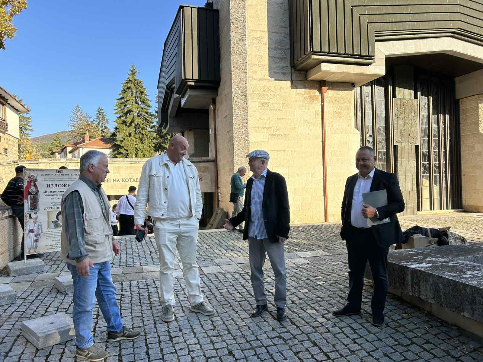 КОТЕЛ ОТБЕЛЯЗА 45 ГОДИНИ ОТ ОТКРИВАНЕТО НА ПАНТЕОНА НА ГЕОРГИ СТОЙКОВ РАКОВСКИ И МУЗЕЯ НА КОТЛЕНСКИТЕ ВЪЗРОЖДЕНЦИ 2026