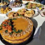 Kulinari sgotviha 100 kartofeni yastiya yubile 3 2026 новините от българия в десето юбилейно издание на празника на картофа отново бе почетен подобаващо царят на зеленчуците. Традиционният... Кулинари сготвиха 100 картофени ястия в юбилейното издание на фестивала в добри дял 2026 българия новините balgarianovinite. Com 2026-10-03 15:01:16 кулинари сготвиха 100 картофени ястия в юбилейното издание на фестивала в добри дял 2026 информационна агенция за разследваща журналистика и разследващ репортаж бургас, българия