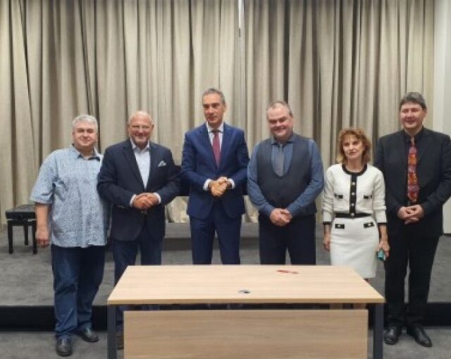 НМА „Проф НМА „Проф. Панчо Владигеров“ откри с водосвет за здраве учебната година в своя нов филиал в Бургас 2026