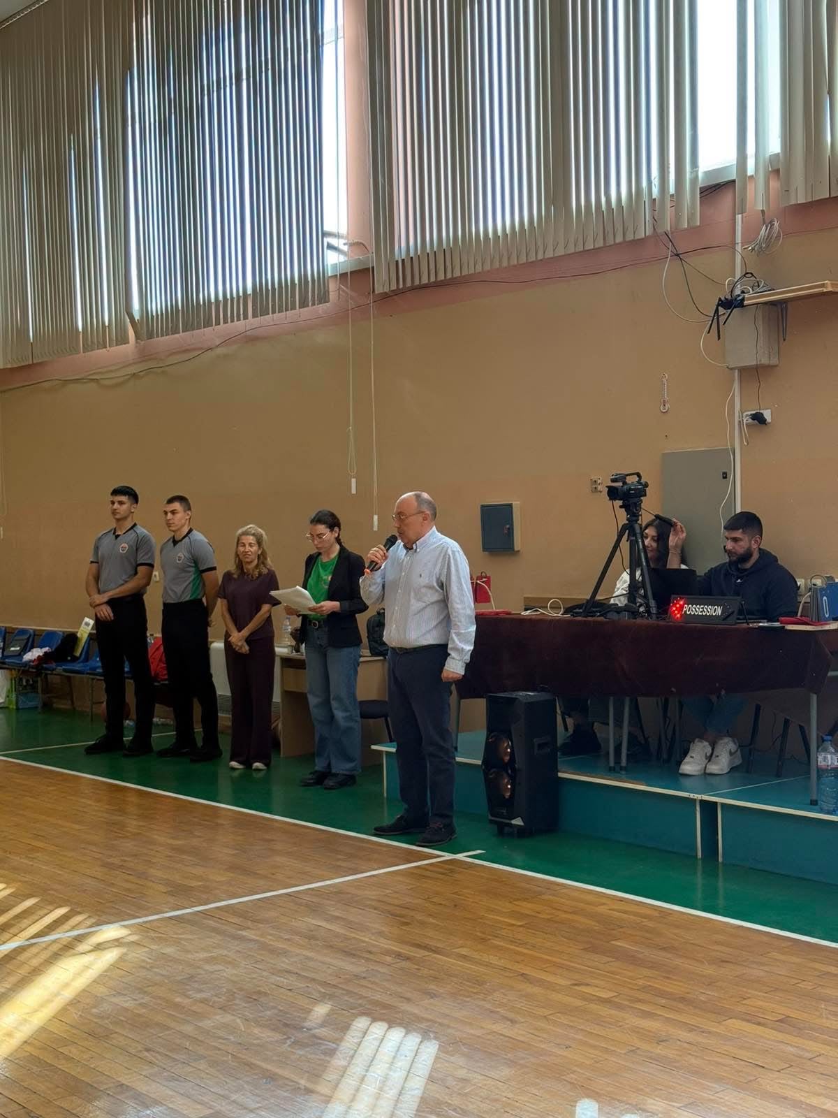 Новини сливен oblastniyat upravitel sliven podkrepi mezhduna 2 2026 новините от българия областният управител подкрепи международния турнир по баскетбол на колички „inwheel“, който се проведе от 2 до 4... Областният управител на сливен подкрепи международния турнир по баскетбол на колички „inwheel“ 2026 българия новините balgarianovinite. Com 2026-10-05 09:13:04 новини сливен областният управител на сливен подкрепи международния турнир по баскетбол на колички „inwheel“ 2026 информационна агенция за разследваща журналистика и разследващ репортаж бургас, българия