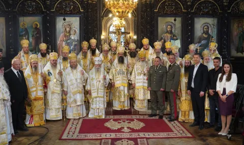 Патриарх Даниил връчи орден „Св. Йоан Рилски“ на Старозагорския митрополит д-р Киприан 2026