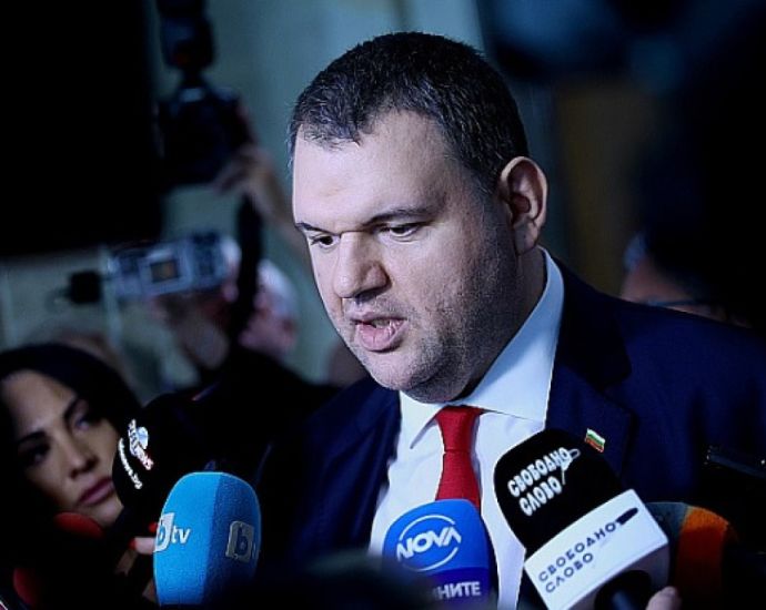 Пеевски дава Демерджиев на прокуратурата 2026