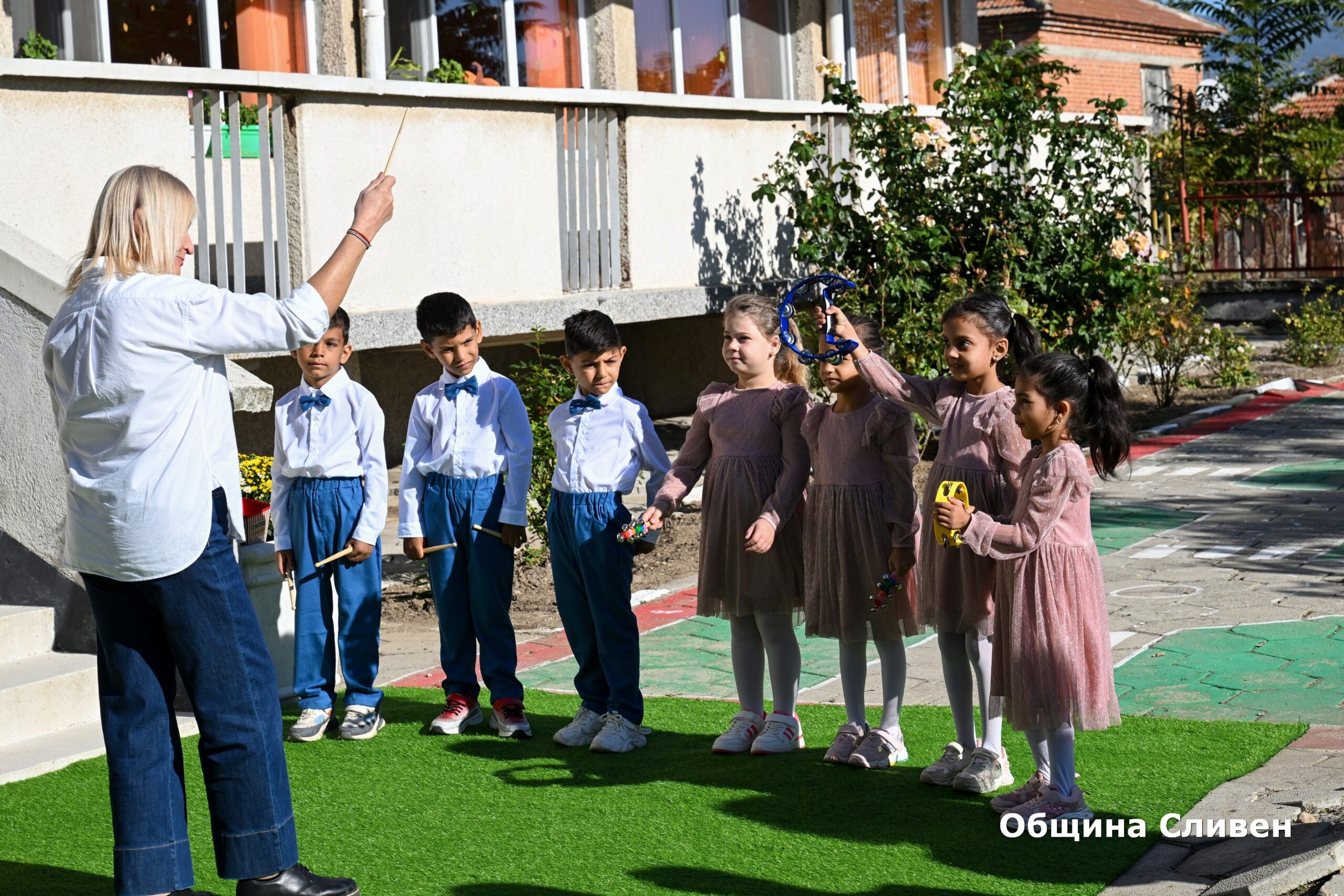 Новини сливен pesni stihove ozhivlenie detsata radost selo k 120 2026 новините от българия с песни, стихотворения, усмивки и много настроение малчуганите и екипът на детска градина „радост“ в село камен... С песни, стихове и оживление децата от „радост“ в село камен празнуваха деня на учителя 2026 българия новините balgarianovinite. Com 2026-10-05 11:40:23 новини сливен с песни, стихове и оживление децата от „радост“ в село камен празнуваха деня на учителя 2026 информационна агенция за разследваща журналистика и разследващ репортаж бургас, българия