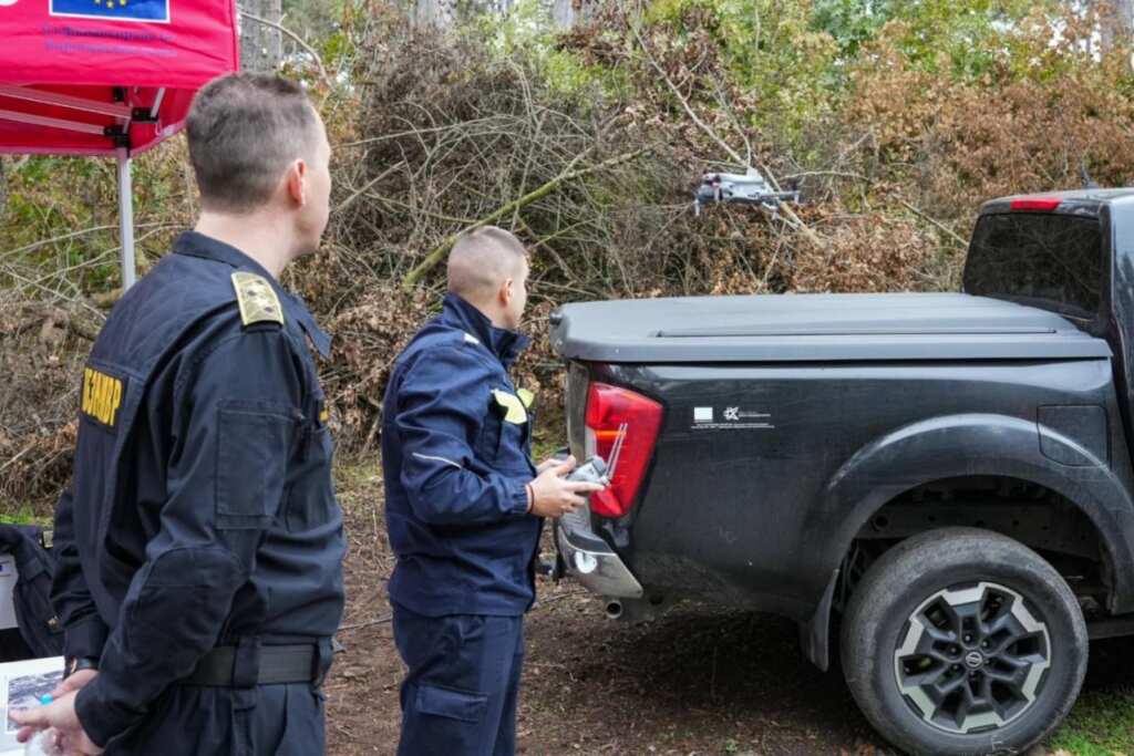 Пожарникари и доброволци проведоха учение за горски пожар в Бургас 2026