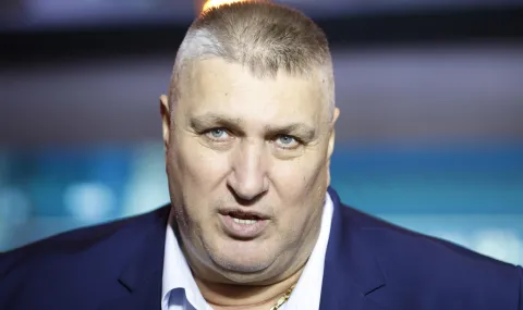 Президентът на Българската федерация по волейбол Любомир Ганев празнува 61-и рожден ден 2026