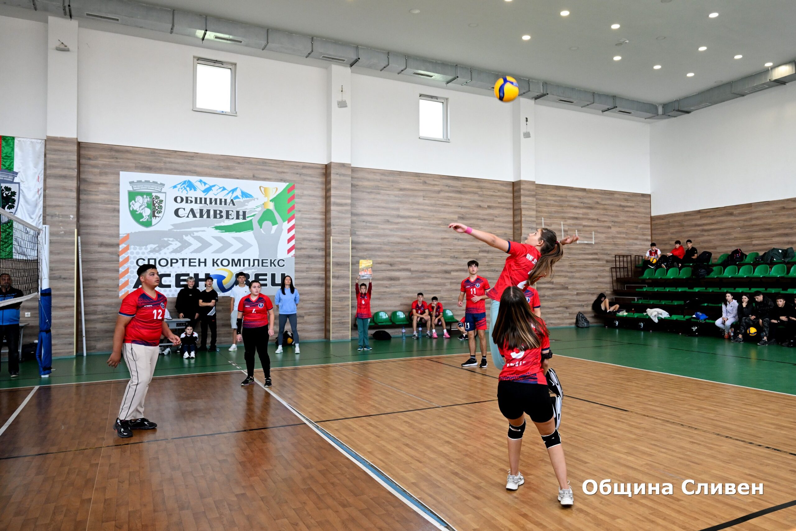 Продължават спортните двубои prodalzhavat sportnite dvuboi turnira kupata k 8 2026 новините от българия петият турнир в сливен за купата на кмета продължава. След футбола, днес започнаха спортните срещи по волейбол и... Продължават спортните двубои в турнира за купата на кмета 2026 българия новините balgarianovinite. Com 2026-10-20 12:22:26 продължават спортните двубои продължават спортните двубои в турнира за купата на кмета 2026 информационна агенция за разследваща журналистика и разследващ репортаж бургас, българия