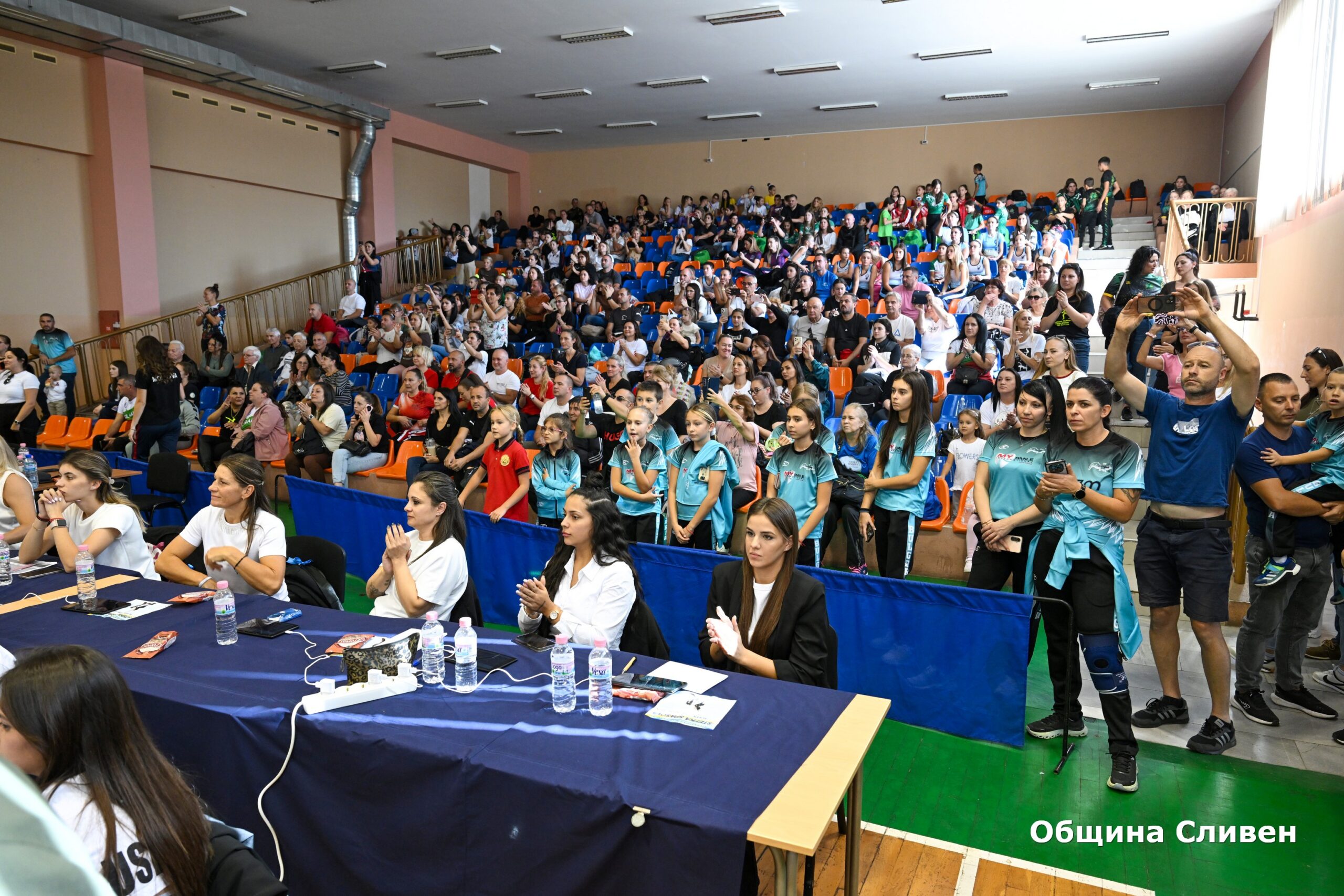 Акробати от страната sliven posreshtna akrobati stranata chuzhbina 11 2026 новините от българия за четвърта поредна година сливенският клуб по акробатика „стефан данчев“ организира домакинството на международния... Сливен посрещна акробати от страната и чужбина за четвъртия международен турнир „стефка спасова“ 2026 българия новините balgarianovinite. Com 2026-10-09 12:15:27 акробати от страната сливен посрещна акробати от страната и чужбина за четвъртия международен турнир „стефка спасова“ 2026 информационна агенция за разследваща журналистика и разследващ репортаж бургас, българия