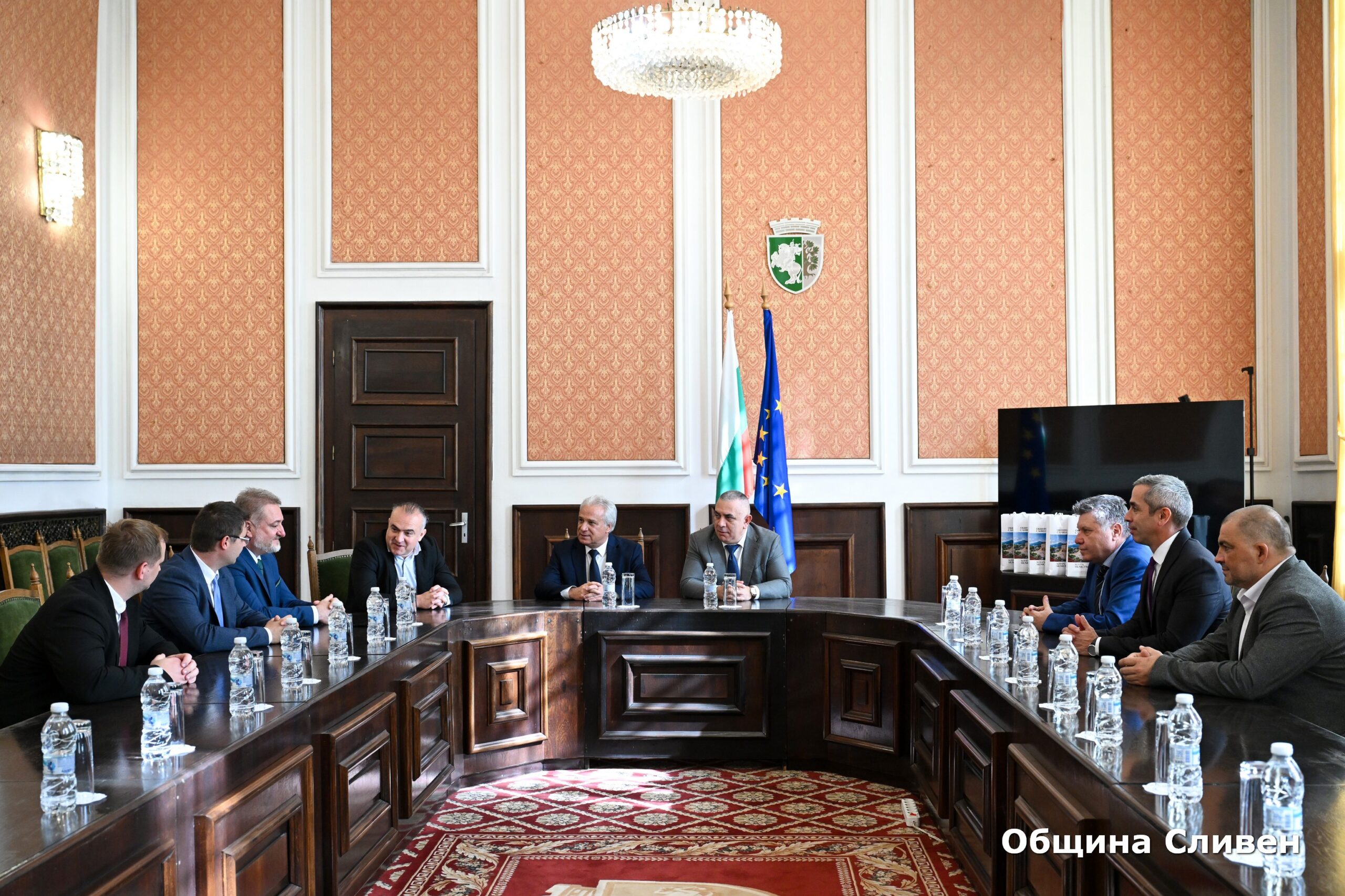 Сливен посрещна представители на побратимените градове печ и ниш 2026 | сливен посрещна представители 2026 новините от българия - bulgarianovinite. Com Сливен посрещна представители sliven posreshtna predstaviteli pobratimenite 2 2026 новините от българия кметът на община сливен стефан радев и председателят на общински съвет – сливен димитър митев приеха делегация от... Сливен посрещна представители на побратимените градове печ и ниш 2026 българия новините balgarianovinite. Com 2026-10-23 15:10:55 сливен посрещна представители сливен посрещна представители на побратимените градове печ и ниш 2026 информационна агенция за разследваща журналистика и разследващ репортаж бургас, българия
