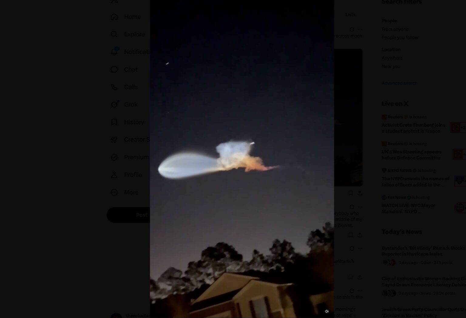 ‘space jelly fish’ light up the sky after early morning space x rocket launch 2026