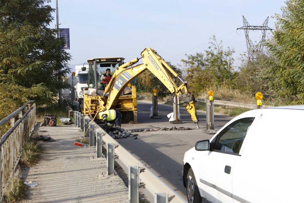 Моста над марица zabelyazano svilengrad zapochna remonta mosta 4 2026 новините от българия в свиленград започна дълоочакваният ремонт на моста над марица, по който минава целият автомобилен трафик. Срокт... Забелязано в свиленград: започна ремонта на моста над марица за превозни средства/снимки/ 2026 българия новините balgarianovinite. Com 2026-10-20 09:20:40 моста над марица забелязано в свиленград: започна ремонта на моста над марица за превозни средства/снимки/ 2026 информационна агенция за разследваща журналистика и разследващ репортаж бургас, българия